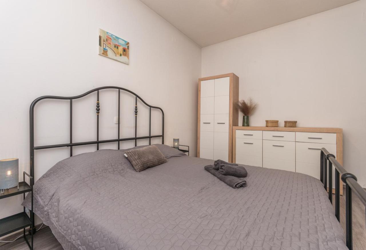 Villa Lucija Biograd Na Moru Eksteriør bilde